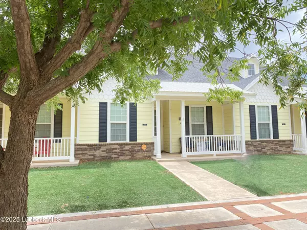 2111 10th Street, Lubbock, TX 79401