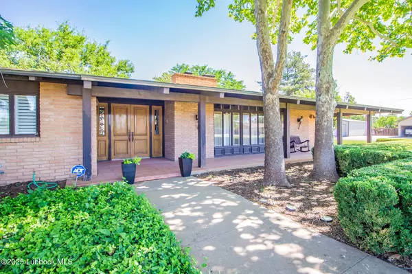 Floydada, TX 79235,800 W Kentucky Street