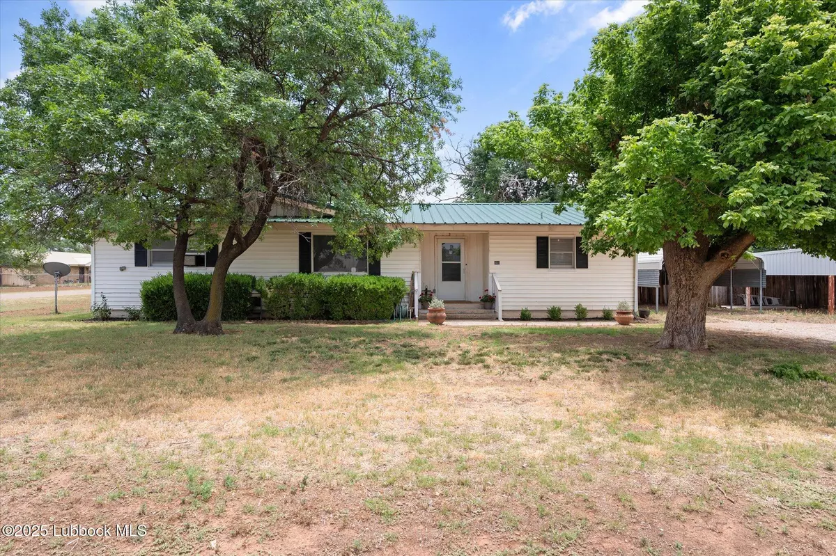 Smyer, TX 79367,801 4th Street