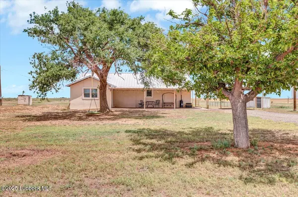 Canada Road, Levelland, TX 79336