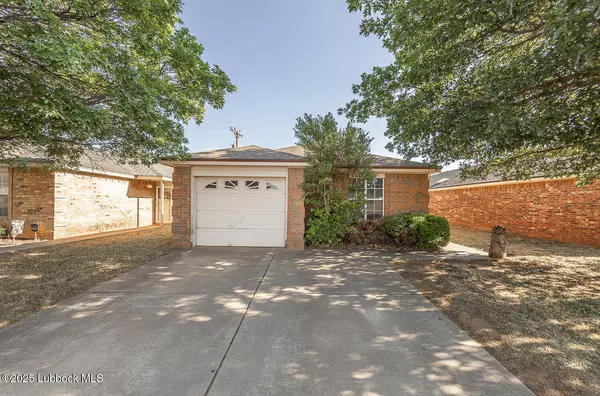 734 9th Street, Wolfforth, TX 79382