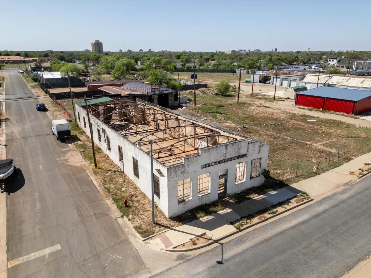 Lubbock, TX 79411,2732 Texas Avenue