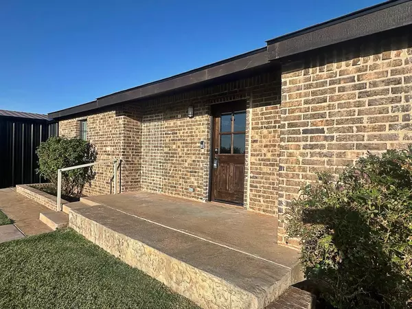 Wolfforth, TX 79382,16704 County Rd 1350