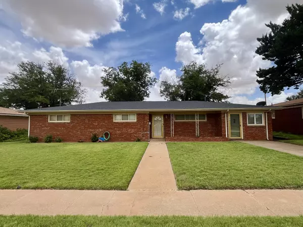 E Buckley Street, Brownfield, TX 79316