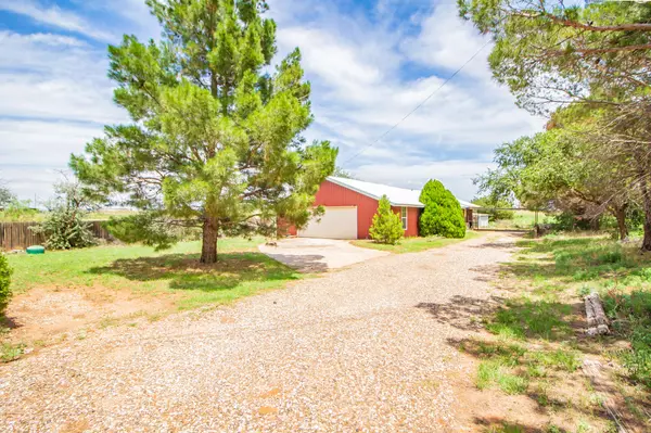 Brownfield, TX 79316,1212 N Cub Drive