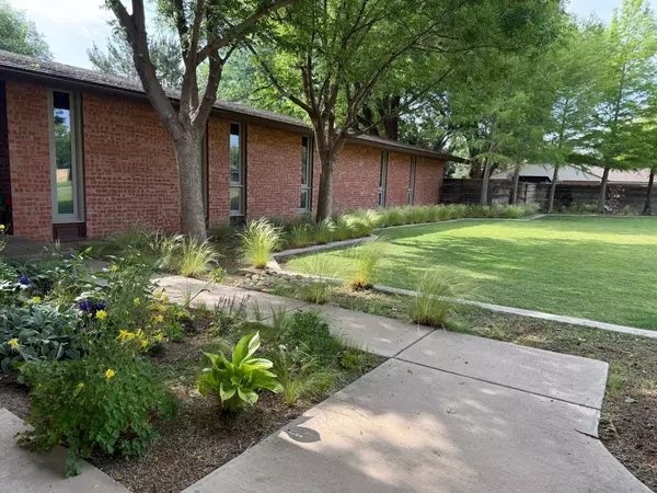 Plainview, TX 79072,1408 Borger