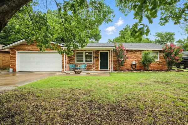 3706 47th Street, Lubbock, TX 79413