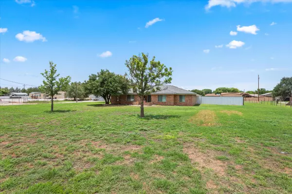 Denver City, TX 79323,2922 Scown Drive