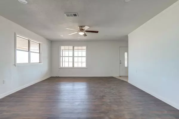 Idalou, TX 79329,7715 E County Rd 6200