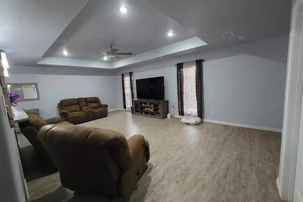 Lubbock, TX 79416,8803 16th Street