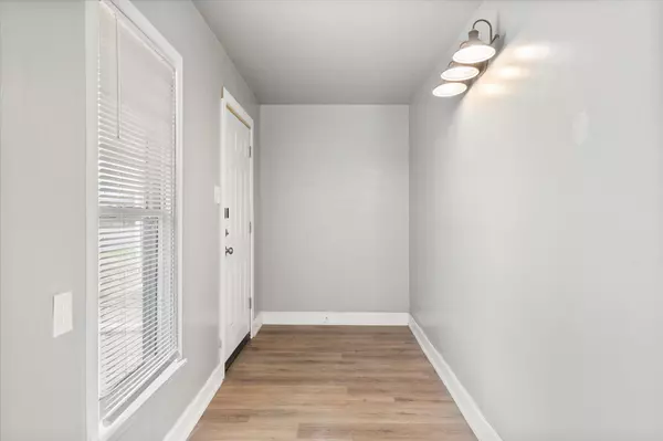 Ralls, TX 79357,1302 Avenue E