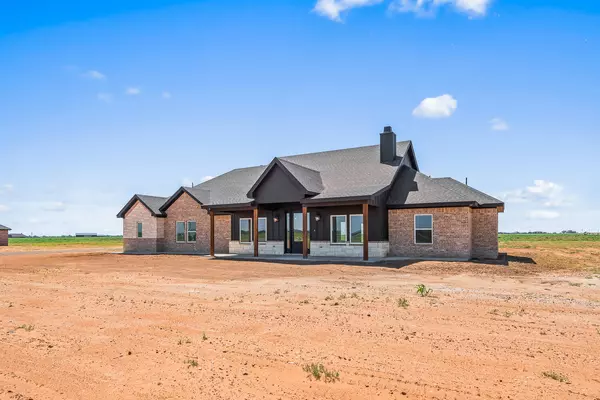 Shallowater, TX 79363,8207 County Rd 6100