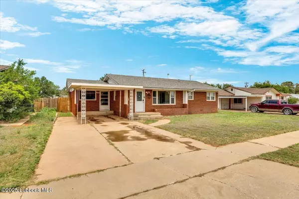 1209 E Reppto Street, Brownfield, TX 79316