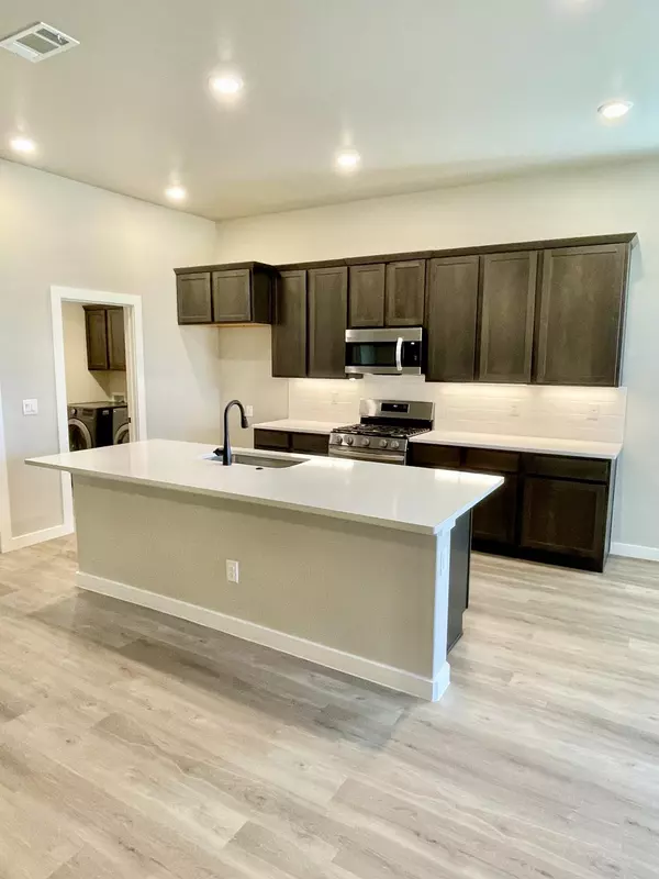 Lubbock, TX 79423,2014 140th Street