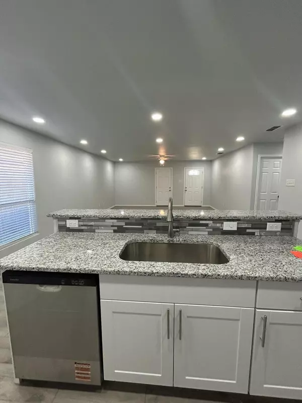 Lubbock, TX 79416,10th Street