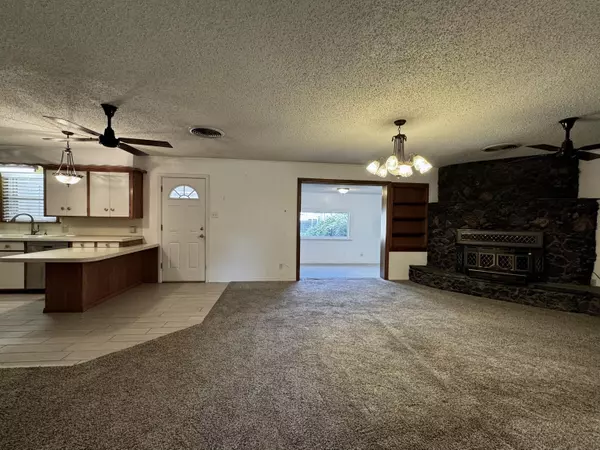 Lamesa, TX 79331,2218 S 4th Street