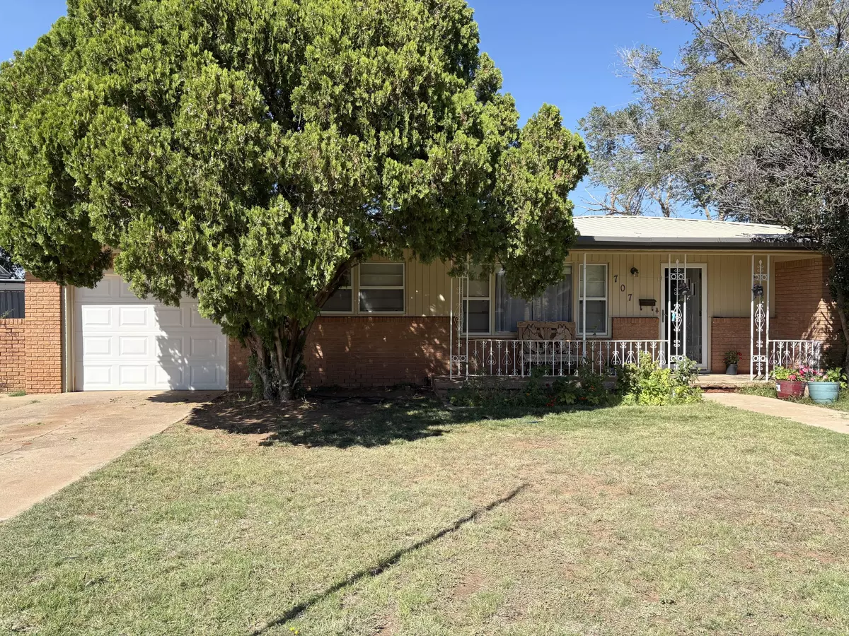 Brownfield, TX 79316,707 E Tate Street