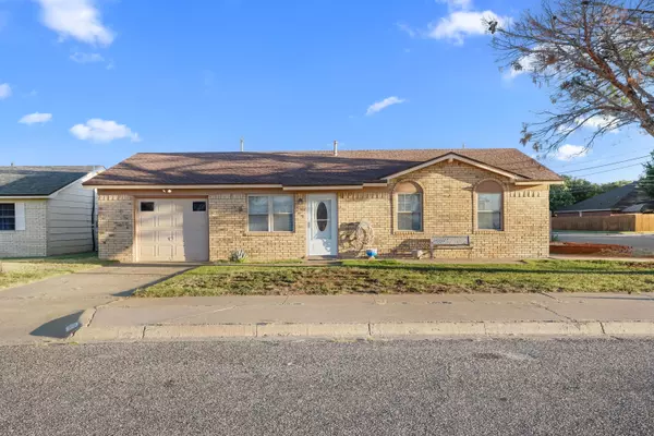 509 Holly Street, Levelland, TX 79336