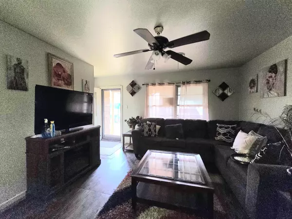 Lubbock, TX 79403,2933 E Baylor Street