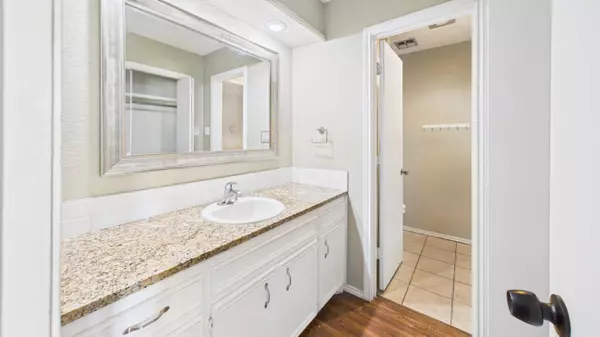 Lubbock, TX 79423,7823 Memphis Avenue #A&B