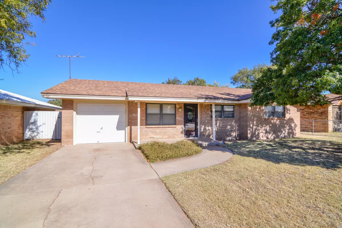 Shallowater, TX 79363,801 13th Street