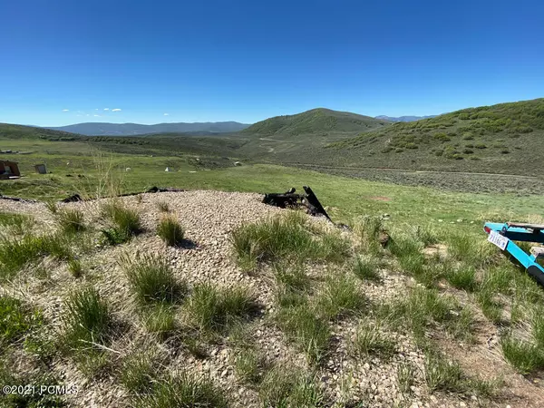 Coalville, UT 84017,283 Parkview #283