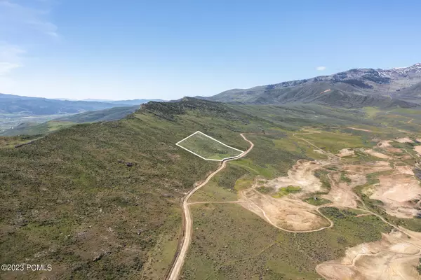 Coalville, UT 84017,749 Village View DR Drive
