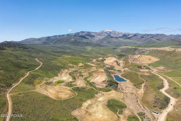 Coalville, UT 84017,749 Village View DR Drive #65