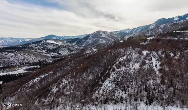 Park City, UT 84098,7827 Tall Oaks DR Drive