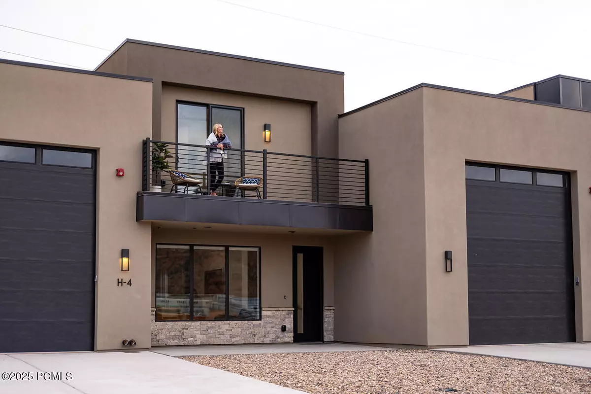 Kanab, UT 84741,425 S Moki DR Drive #117