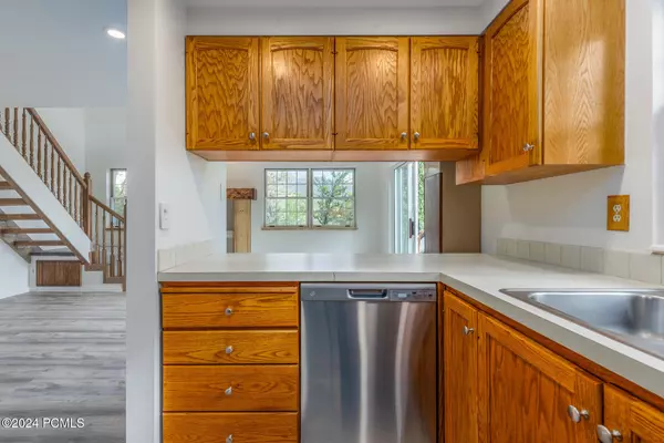 Midway, UT 84049,874 W Schneitter CIR Circle ##1