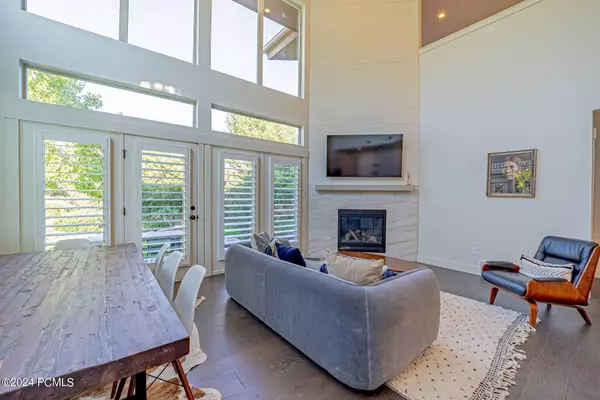 Midway, UT 84049,1120 N 520 West West #Bldg 6 #1