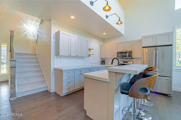 Midway, UT 84049,1120 N 520 West West #Bldg 6 #1