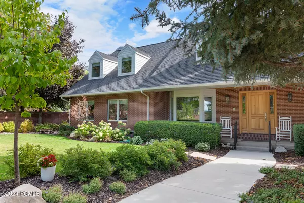 Holladay, UT 84117,2508 E Murray Holladay RD Road