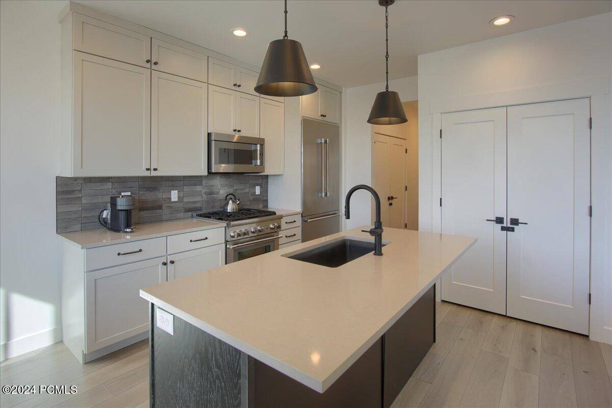 Hideout, UT 84036,11687 N Shoreline DR Drive