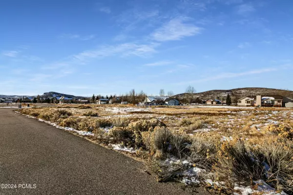 Francis, UT 84036,597 Spruce WAY Way