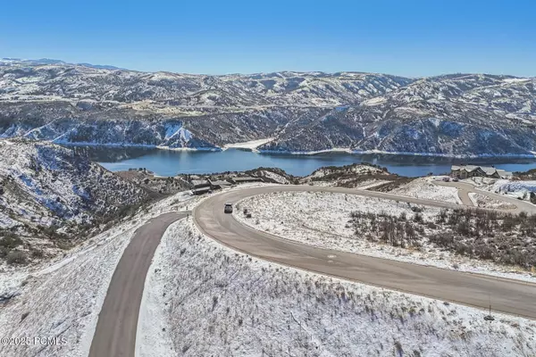 Kamas, UT 84036,9322 N Sleeping Rock CIR Circle
