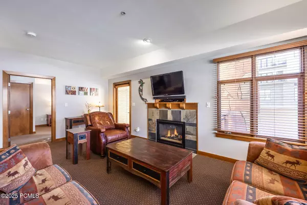 Park City, UT 84098,3720 N Sundial CT Court #C007