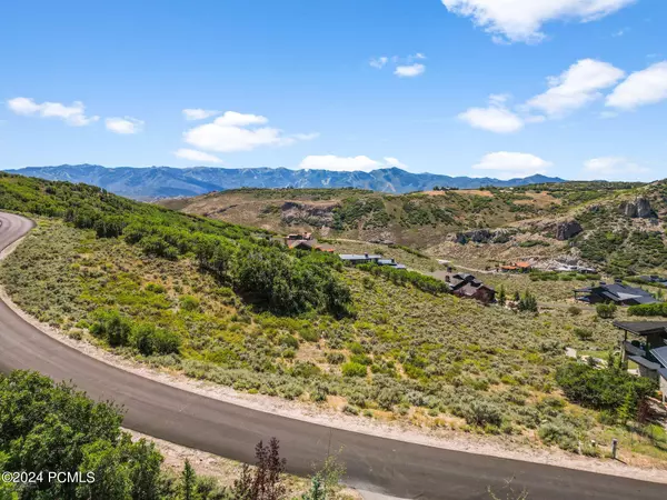 2014 E Canyon Gate RD Road, Park City, UT 84098