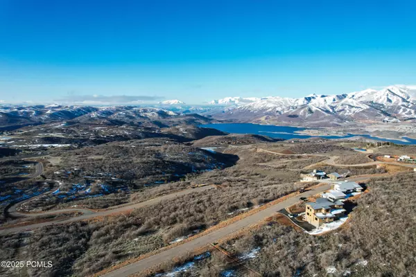 2204 E Wrangler DR Drive, Hideout, UT 84032