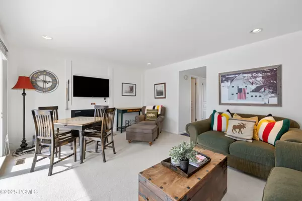 Park City, UT 84060,118 Davis CT Court