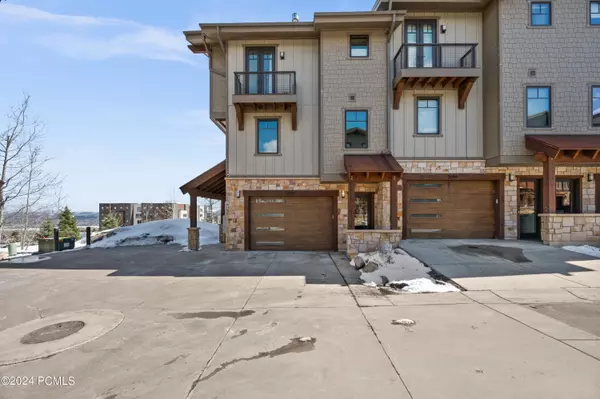 Park City, UT 84098,3700 Blackstone DR Drive #9