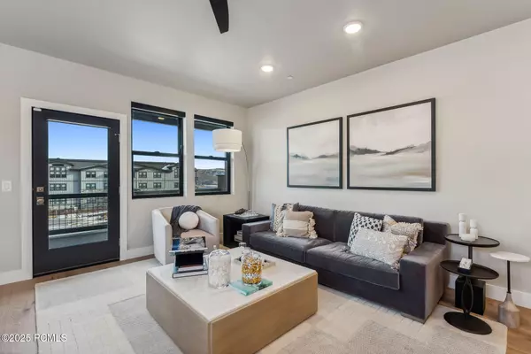 Heber City, UT 84032,1127 W Vos CIR Circle #101