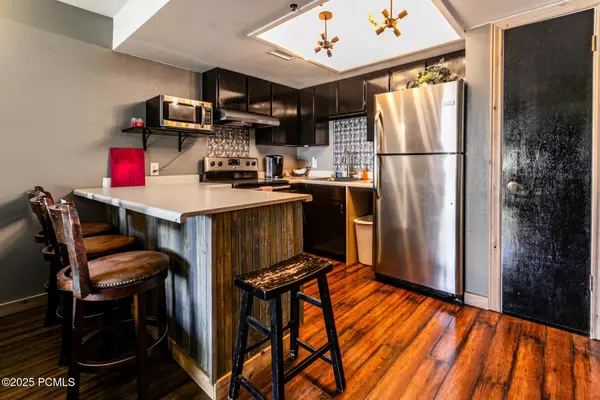 Park City, UT 84060,1487 Woodside AVE Avenue #103b