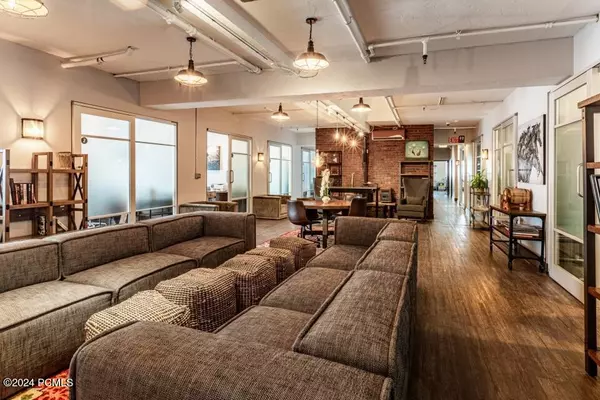 Park City, UT 84060,268 Main ST Street #Executive #6