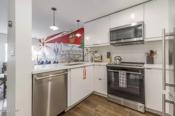 Park City, UT 84060,1384 Park AVE Avenue #214