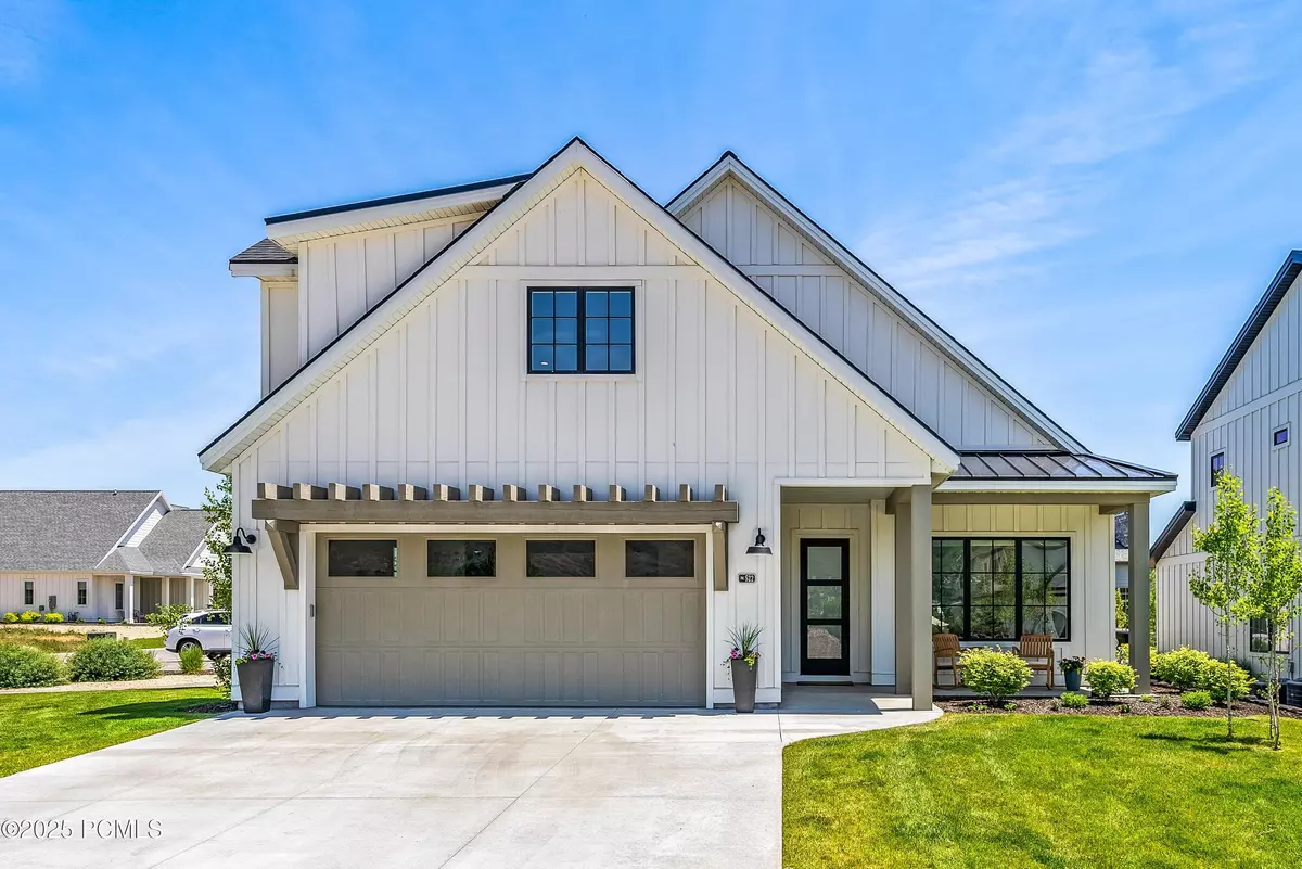 Midway, UT 84049,522 N Farmhouse WAY Way