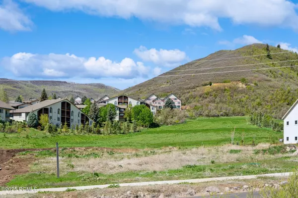 Midway, UT 84049,939 W Lime Canyon RD Road