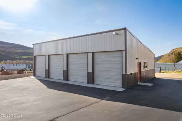 Peoa, UT 84061,5685 N State Road 32