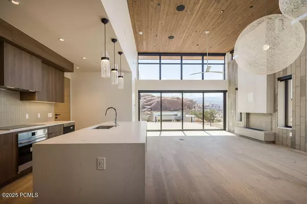 145 Badgers BND Bend #22, Moab, UT 84532